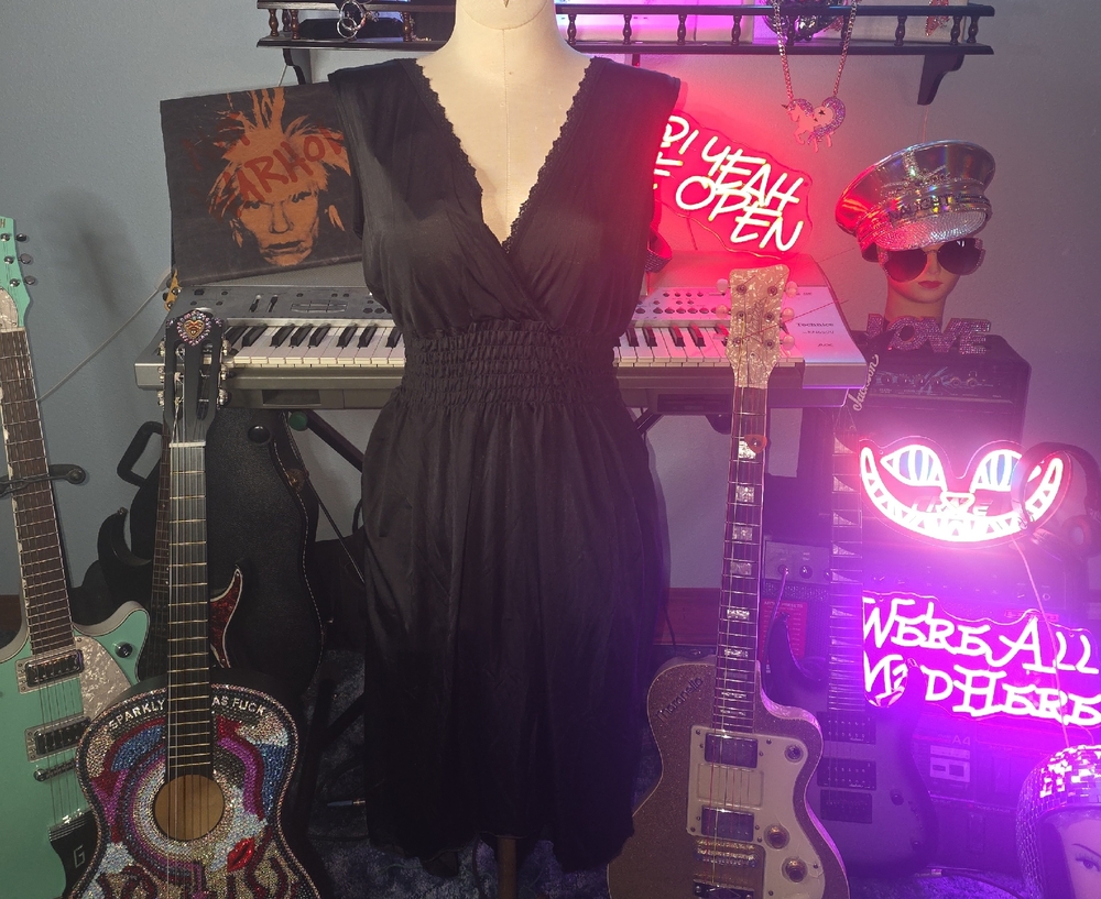Source Unknown Black Midi Dress